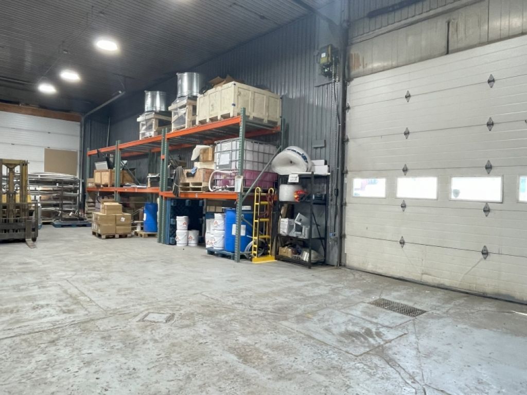 Local industriel/commercial  Qubec