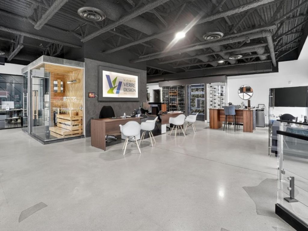 Condo industriel � vendre � 350 $/pi�