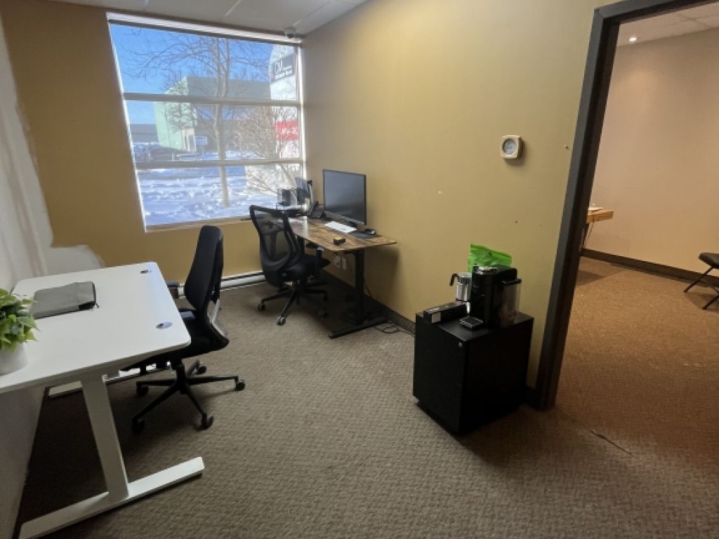 5,000 Sq. Ft. Warehouse for Lease � Sublease � Boucherville