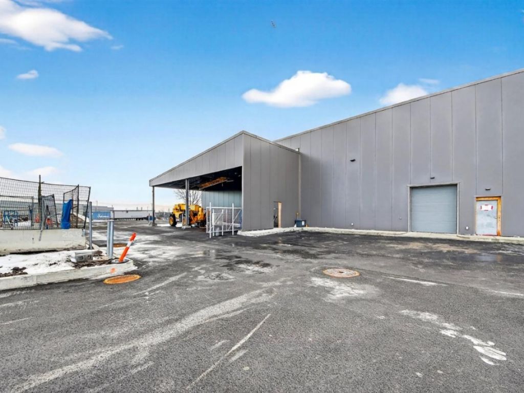 B�tisse industrielle � vendre