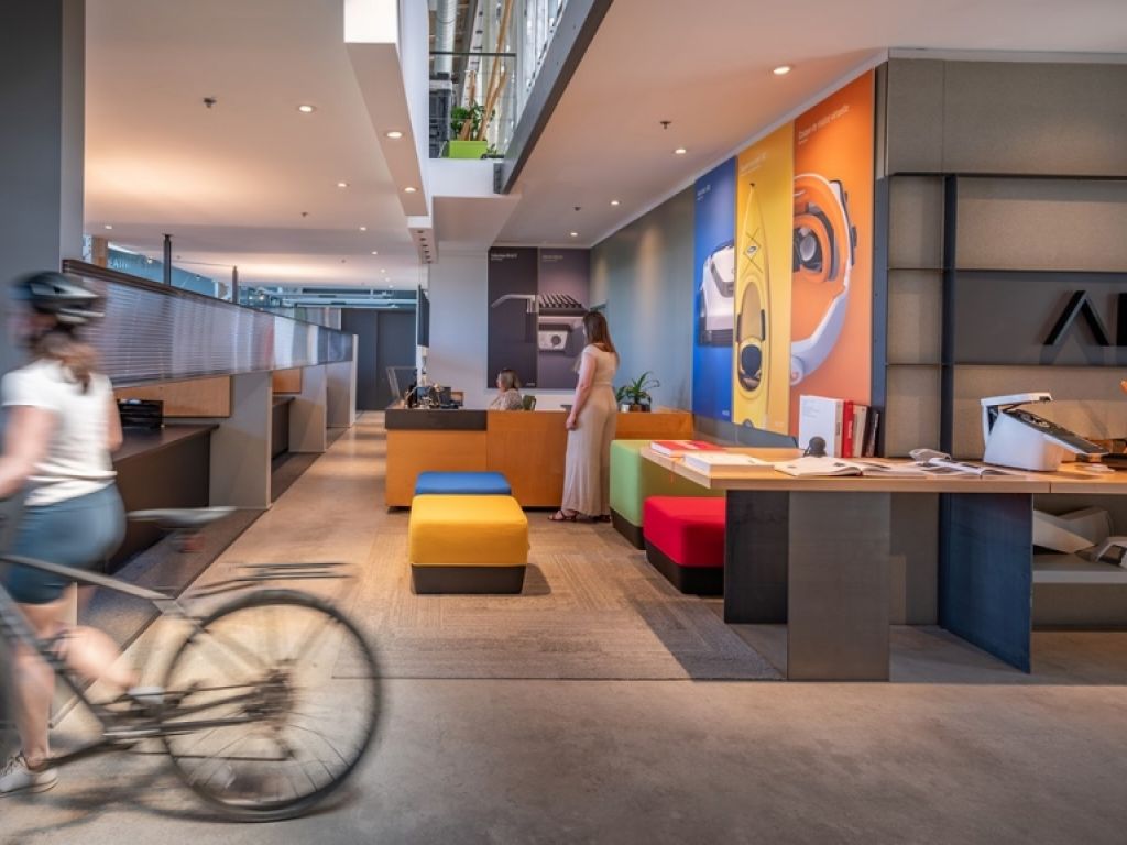 Technopôle Angus      2522 square feet