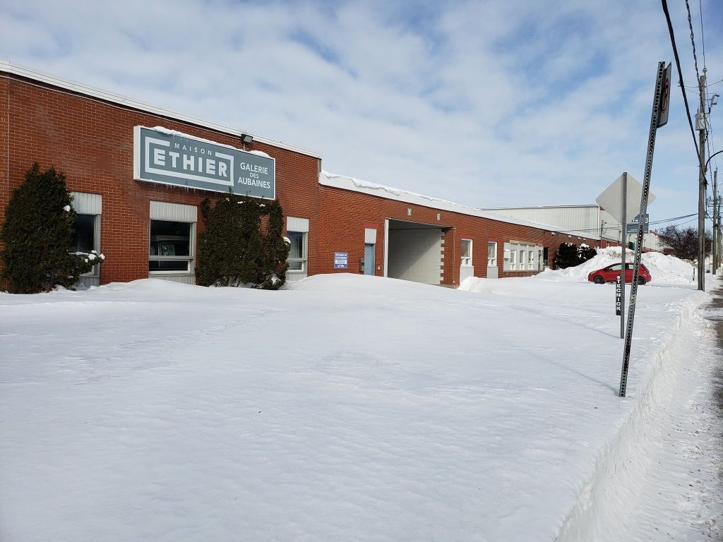 Commercial and industrial space in Saint-Jean-sur-Richelieu