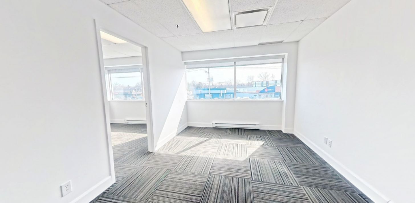 Local 80+100- 3700 Hamel - &Agrave; louer