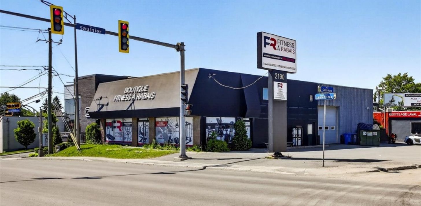 Commercial/office building for sale - For Sale