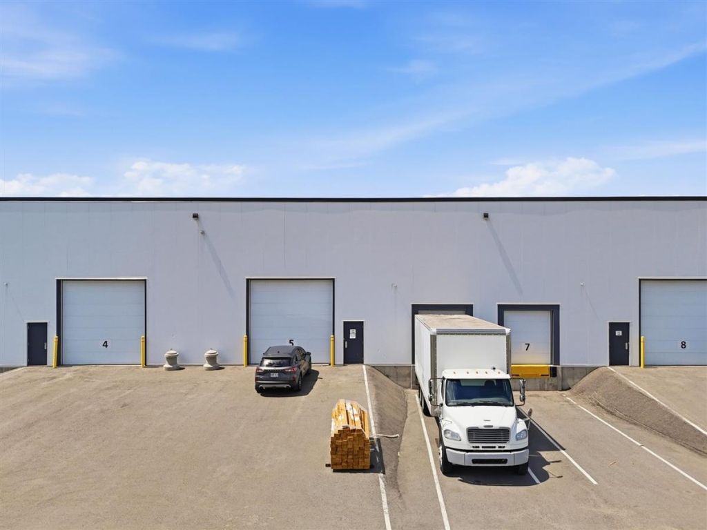 Industrial premises for rent