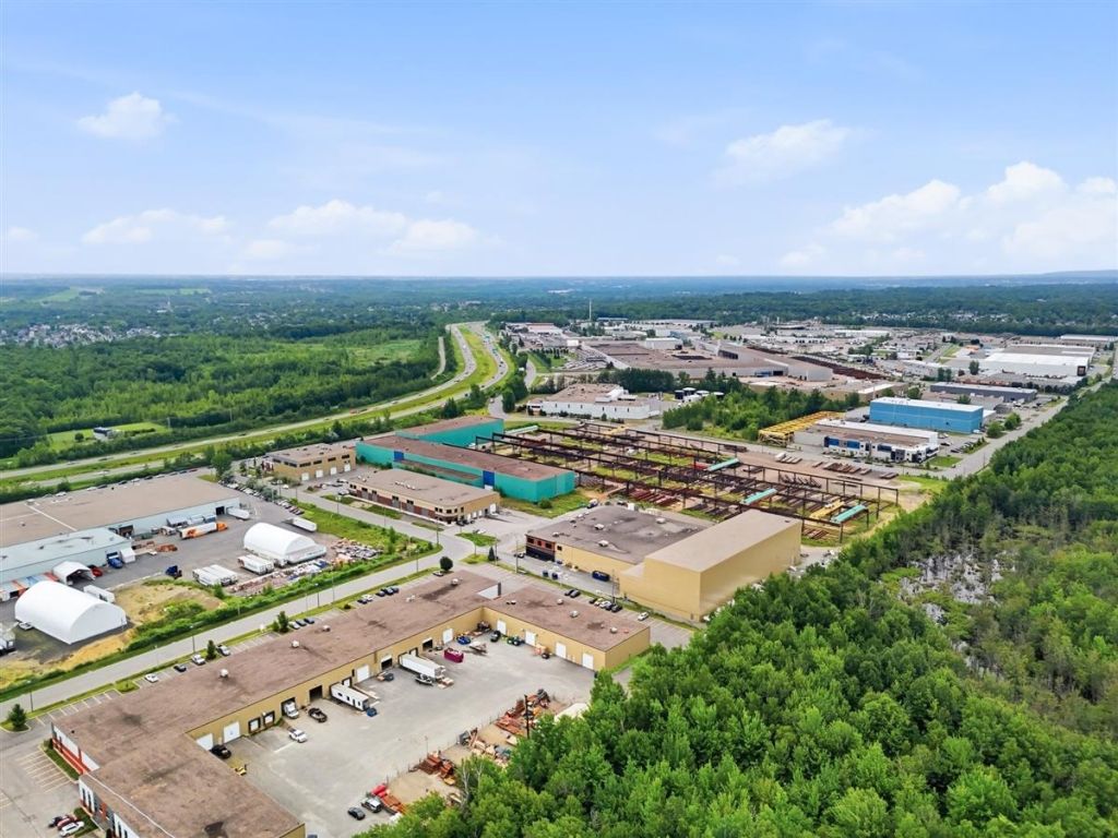 Condo industriel � vendre