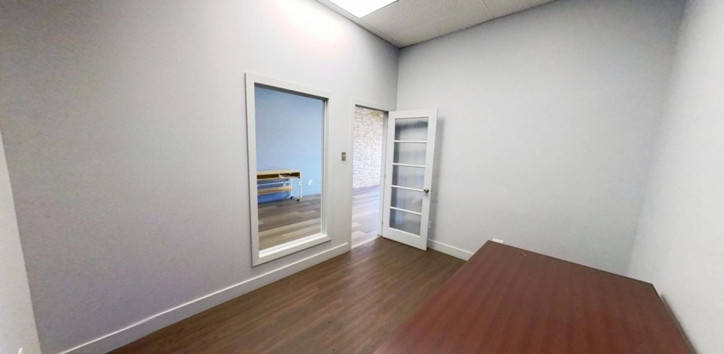 Bureau &agrave; louer � Local 125 � 4600, boulevard Henri-Bourassa, Charlesbourg - Space For Rent
