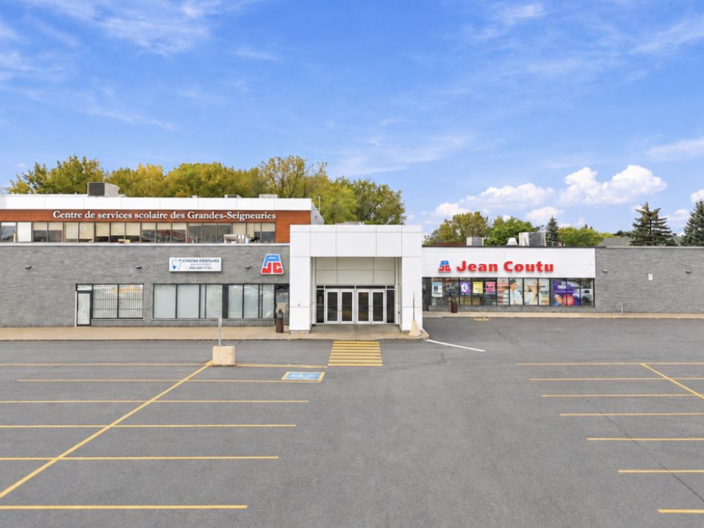 Commercial space for lease