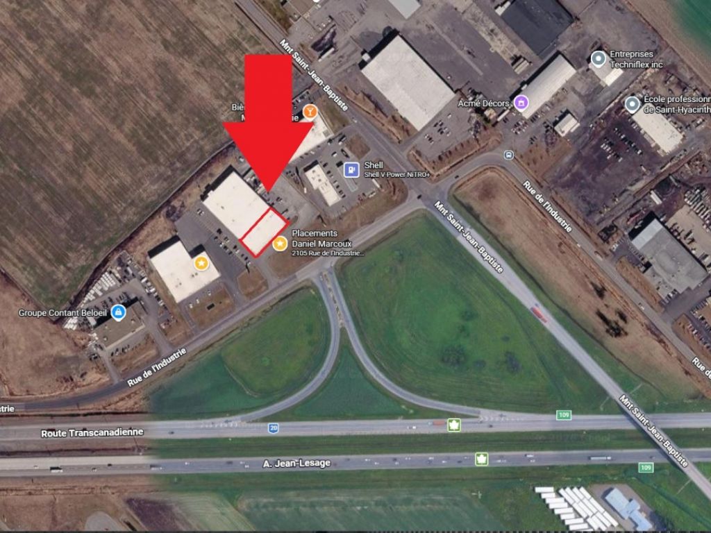 Commercial / Industrial Space for Lease 6000, 9000 et 15000 Sc.ft� Prime Location Along Highway 20