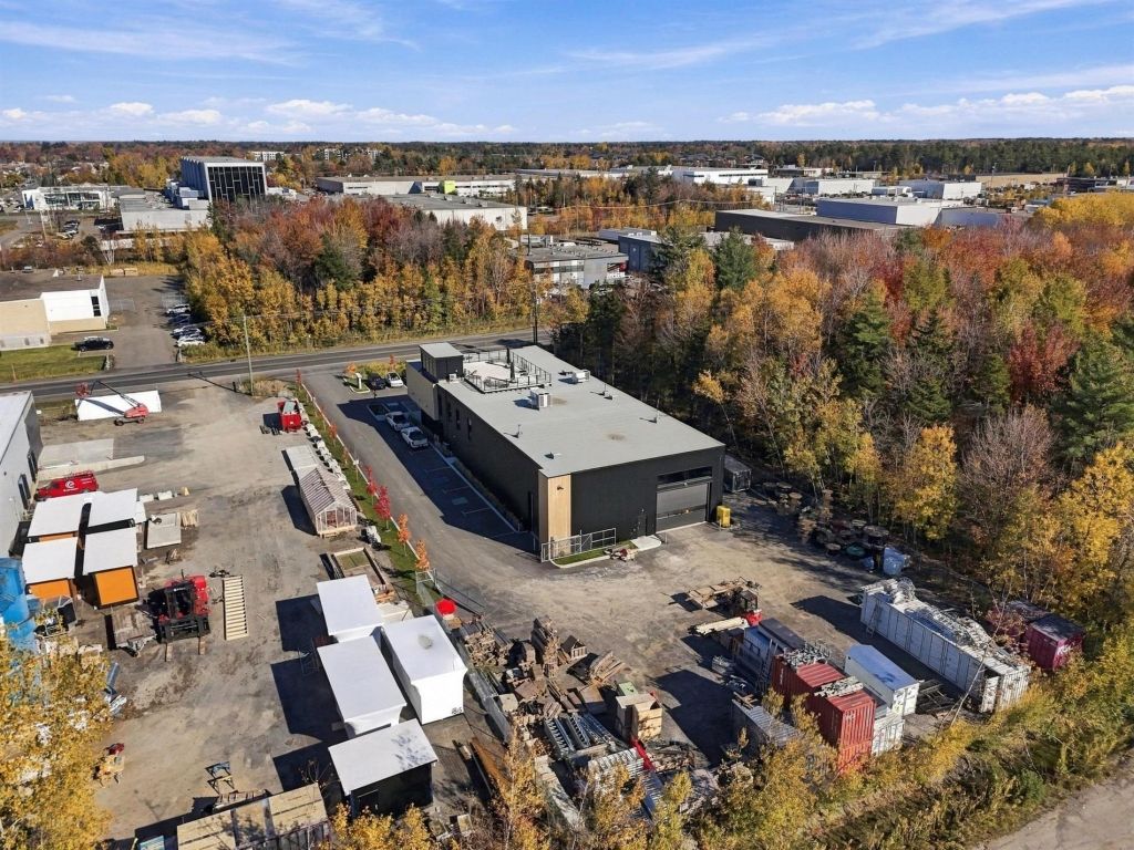 B�tisse industrielle � 12770 Rue du Parc, Mirabel