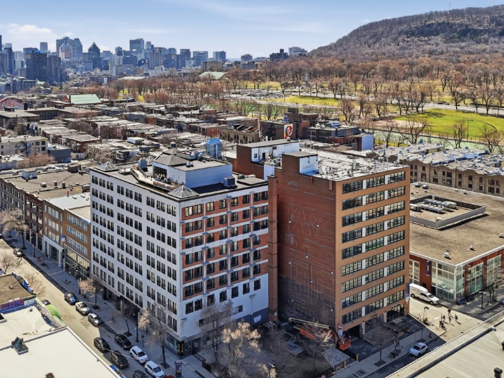 Plug and play offices for rent