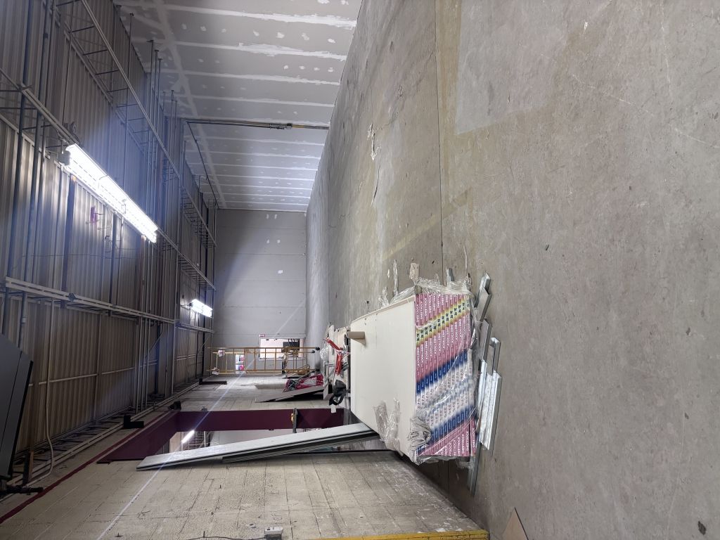 Commercial and Industrial Space for Lease � Repentigny