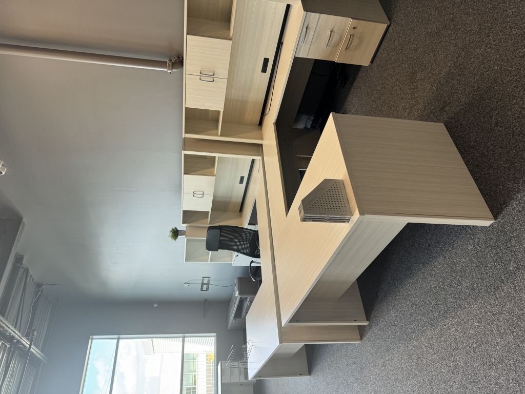 📍 Commercial Condo for Rent  1st Floor  Prime Laval Location (Hwy 440)