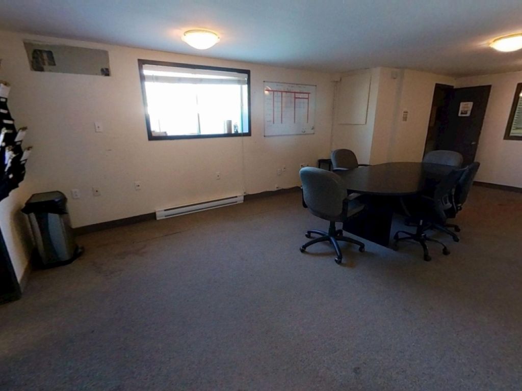 Local de bureaux/commercial - Lvis