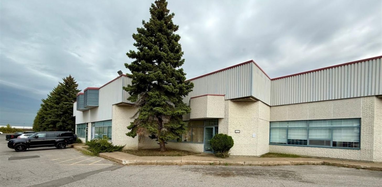 Industrial space for lease - 1275 Rue Bergar, local A - For Rent