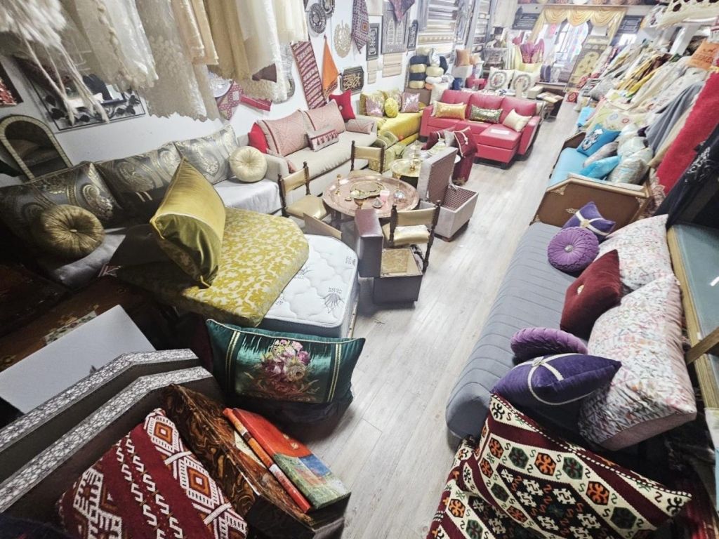 Salon marocain haut de gamme rue Chabanel  Montral