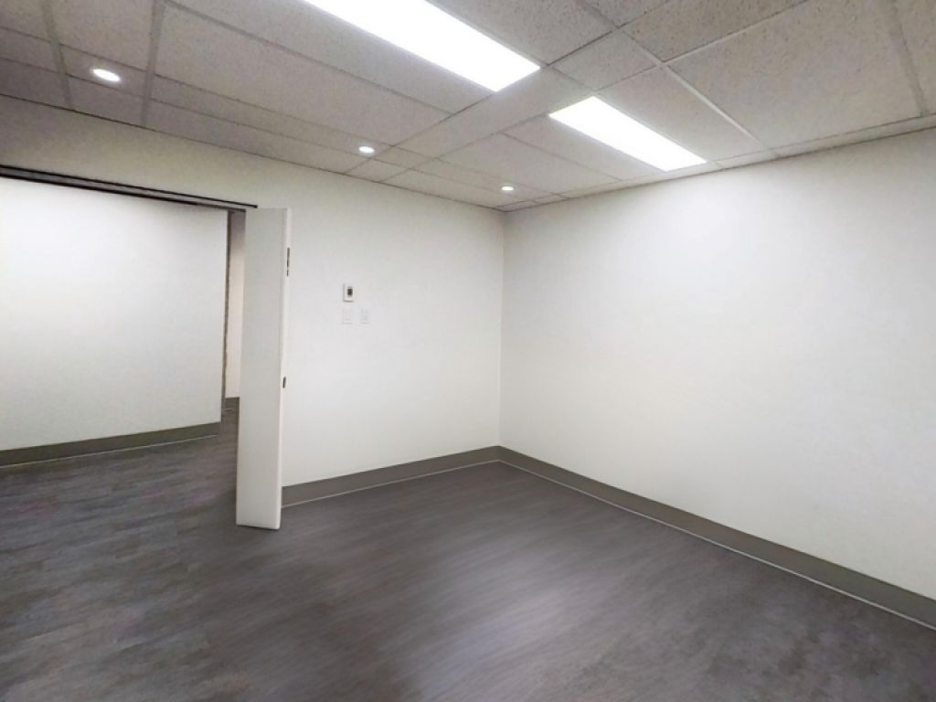 Local commercial bureau
