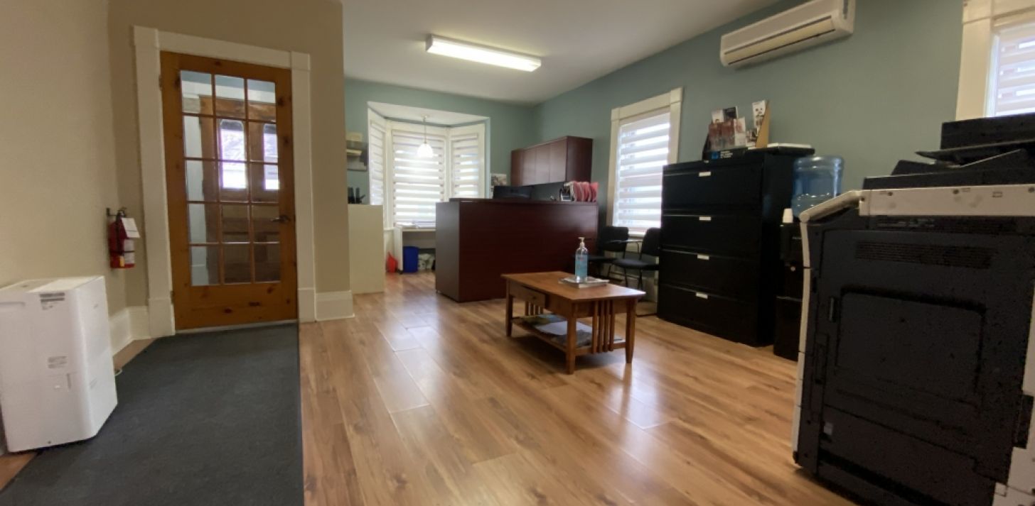 Renovated Commercial space-office for rent in the heart of Sutton - For Rent