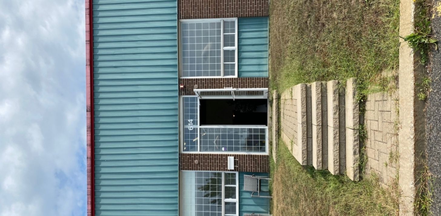 1  Industrial spaces *4600 sq.ft. * in Longueuil - For Rent