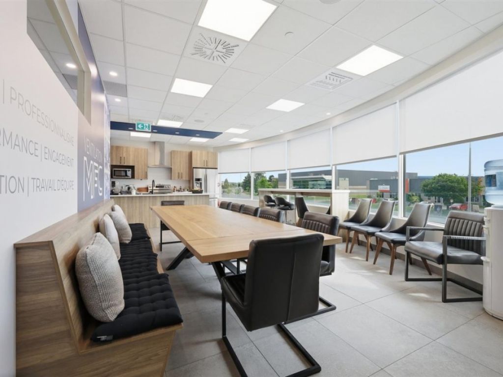 Condo commercial � vendre