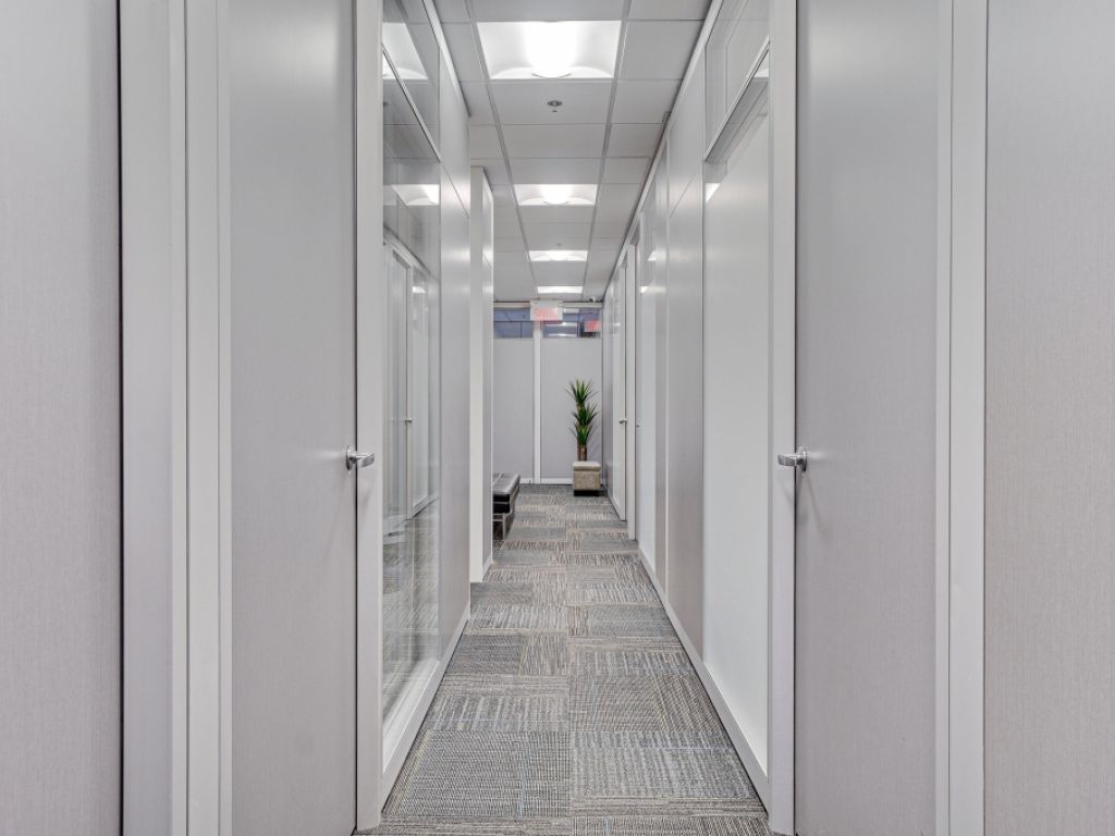 Bureaux meubl�s � louer - � partir de 900$ par mois