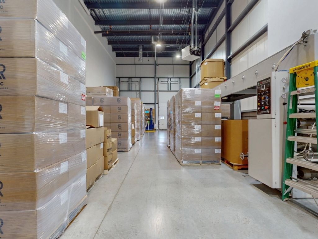 Local industriel  louer de 5 577PI | Boisbriand