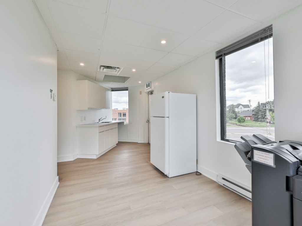 Office for rent Grande Alle