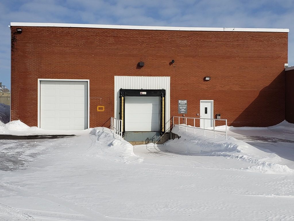 Commercial and industrial space in Saint-Jean-sur-Richelieu