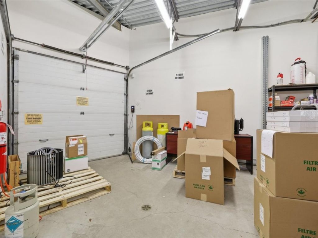 Condo commercial � vendre
