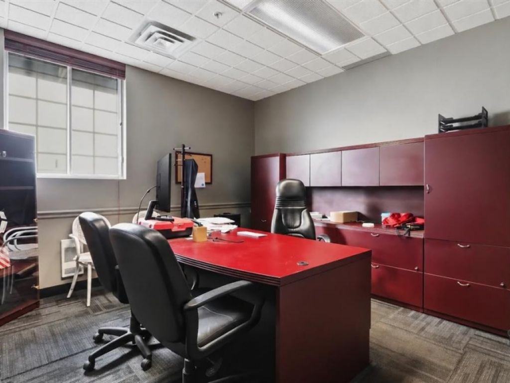 Industrial building for sale