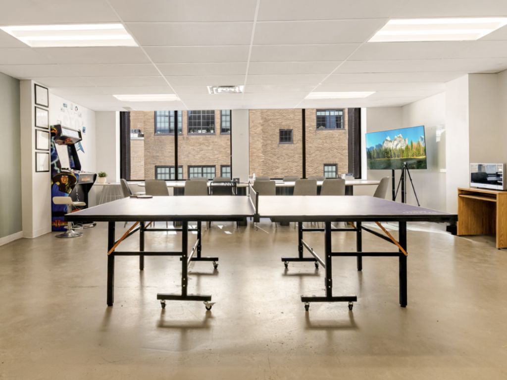 Turnkey office subletting in the heart of the city centre / Fixed rental rate until August 31, 2028