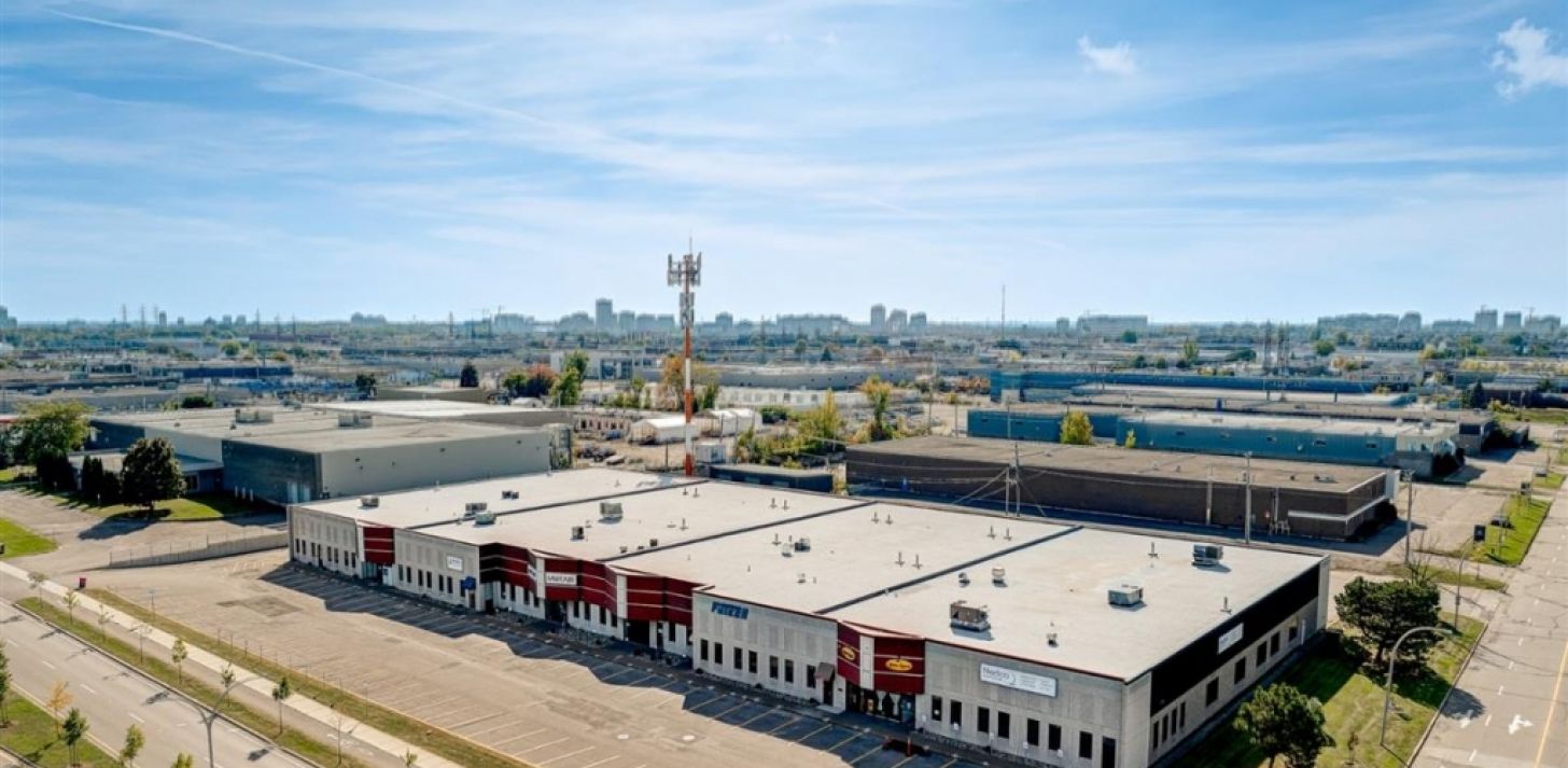 Espace industriel &agrave; louer - &Agrave; louer