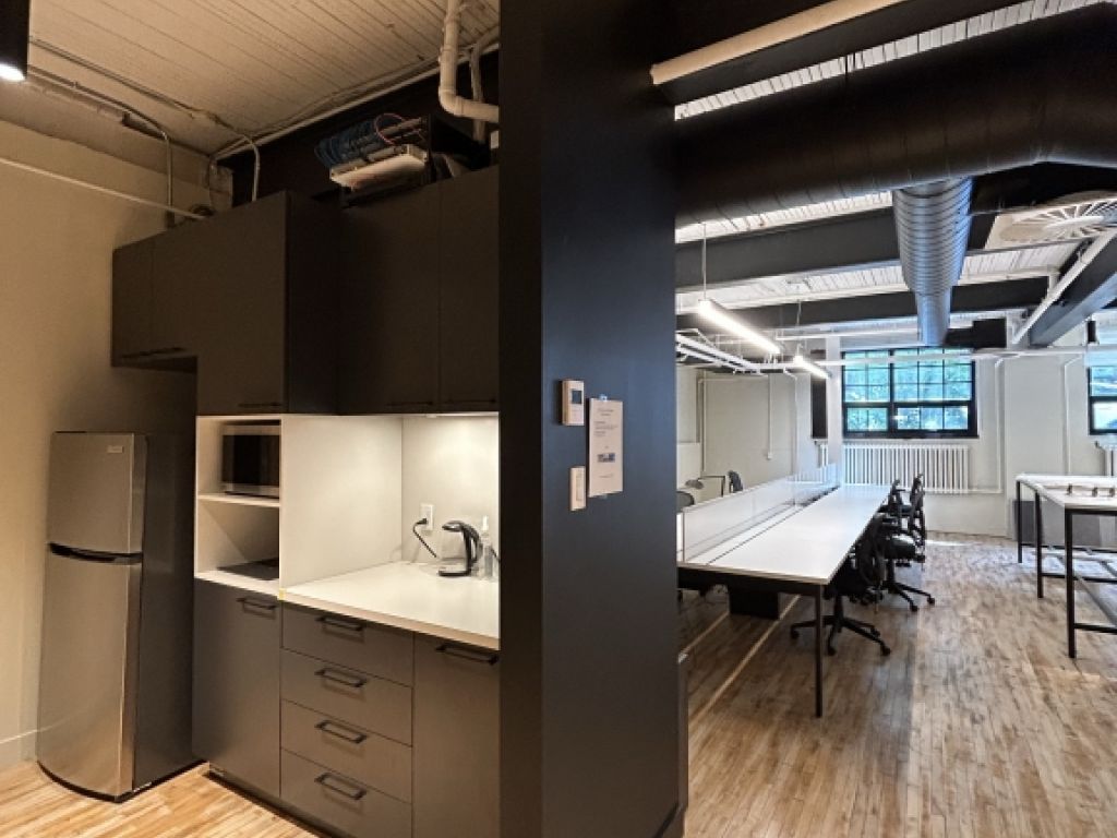 Office spaces available for sublease - Villeray