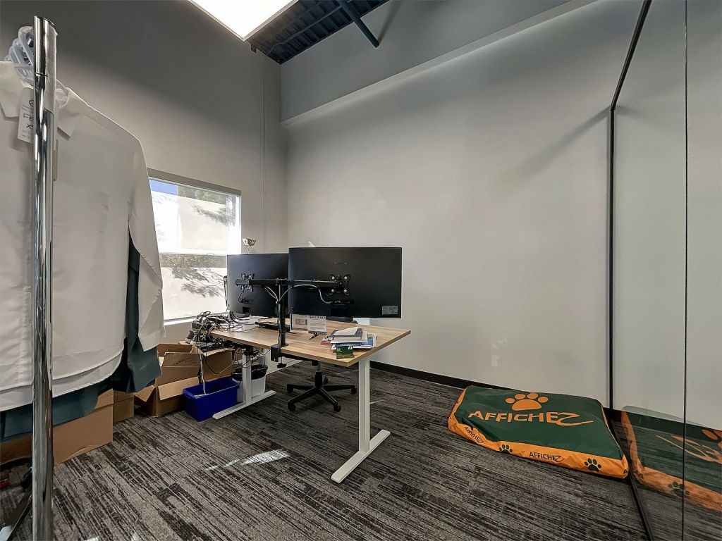 OFFICE SPACE FOR RENT 1120 sqft. - LAVAL