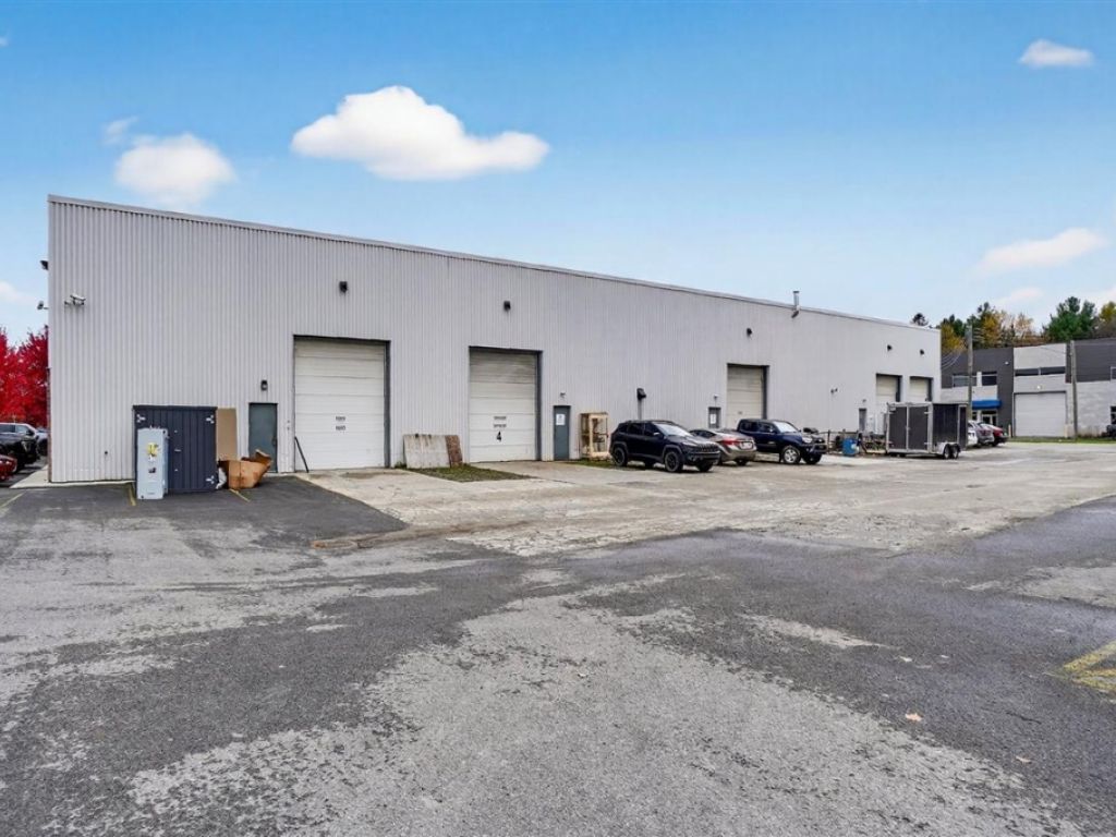 Condo industriel � vendre � 350 $/pi�