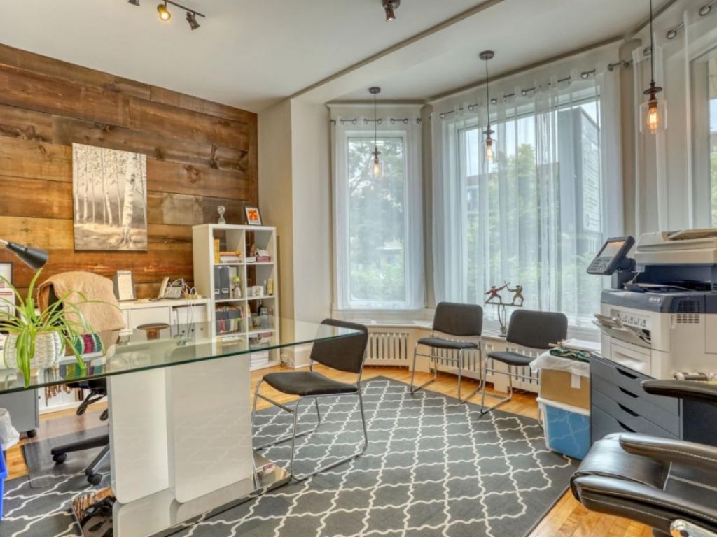 Very large semi-commercial 5plex for sale in Montreal