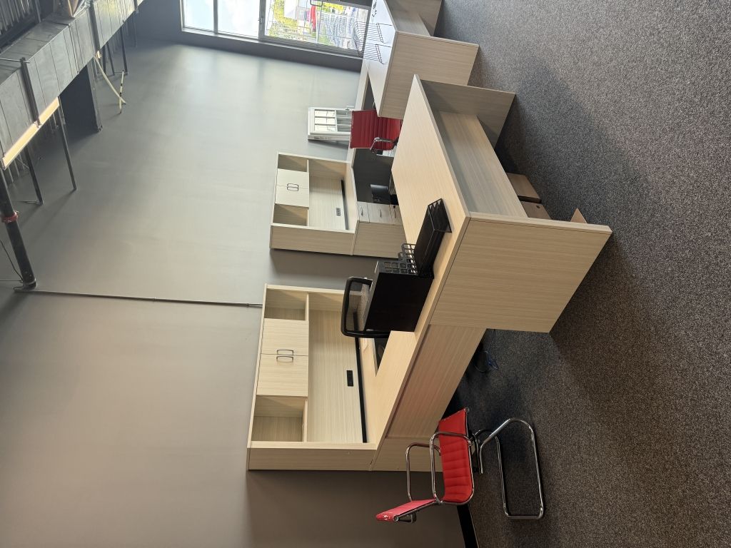📍 Commercial Condo for Rent  1st Floor  Prime Laval Location (Hwy 440)