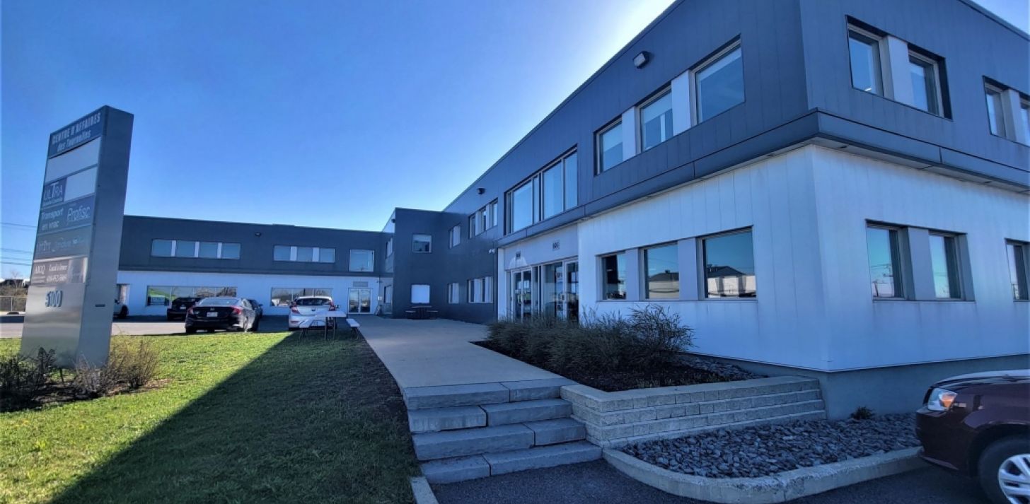 Espace de bureaux � Secteur Les Rivi&egrave;res - &Agrave; louer