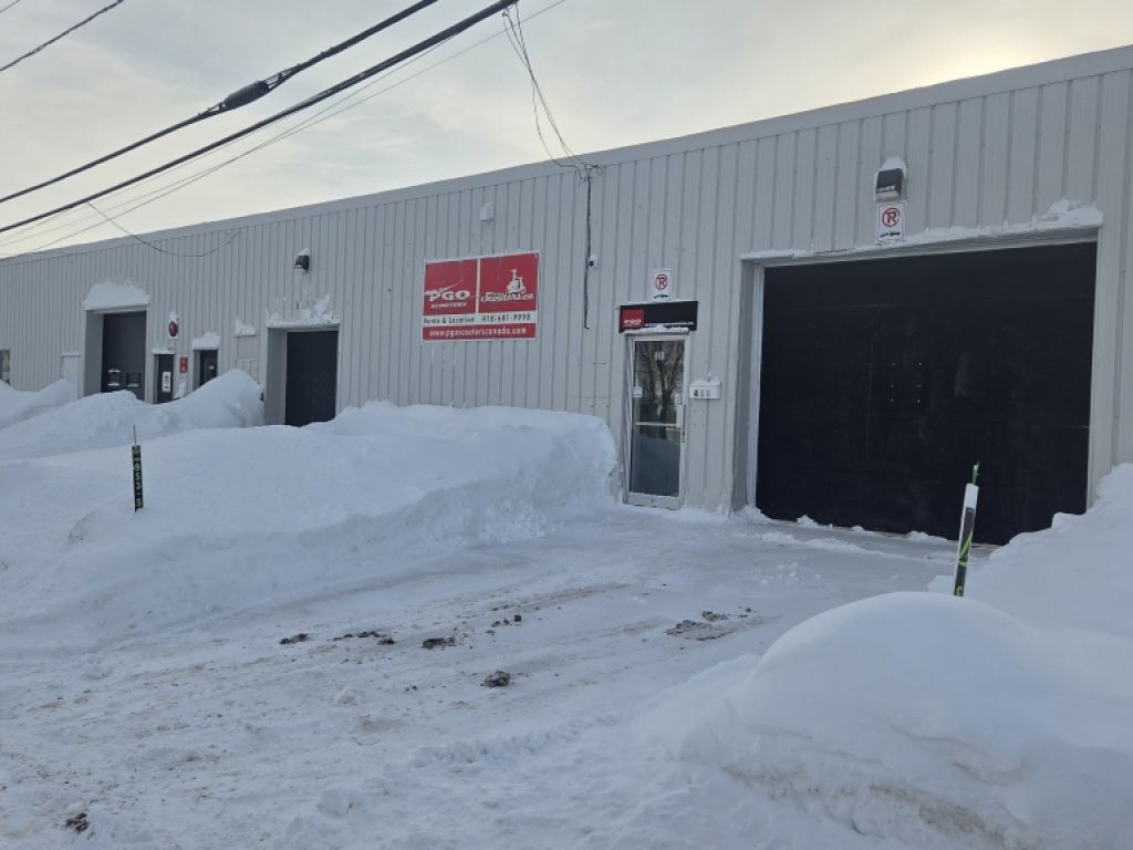 448 rue des Alleghanys, Qu�bec � Espace industriel polyvalent d�environ 3 353 pi�