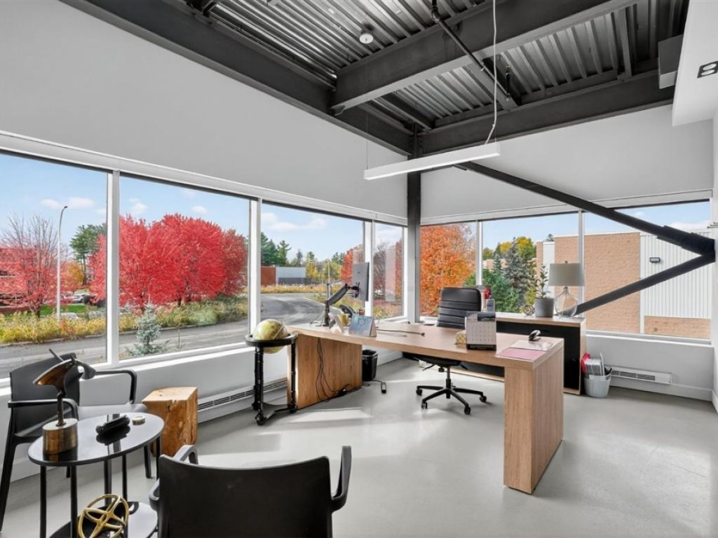 Condo industriel � vendre � 350 $/pi�