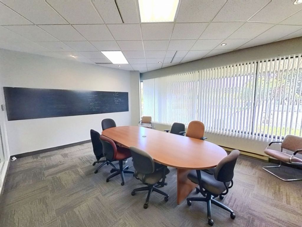 Bureau � louer � Sainte-Foy � Place Iberville II, 1175 avenue Lavigerie, local 060