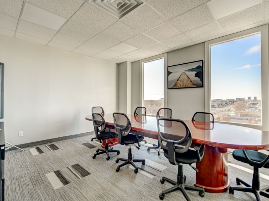 OFFICE TO RENT 1157 SQF, LAVAL