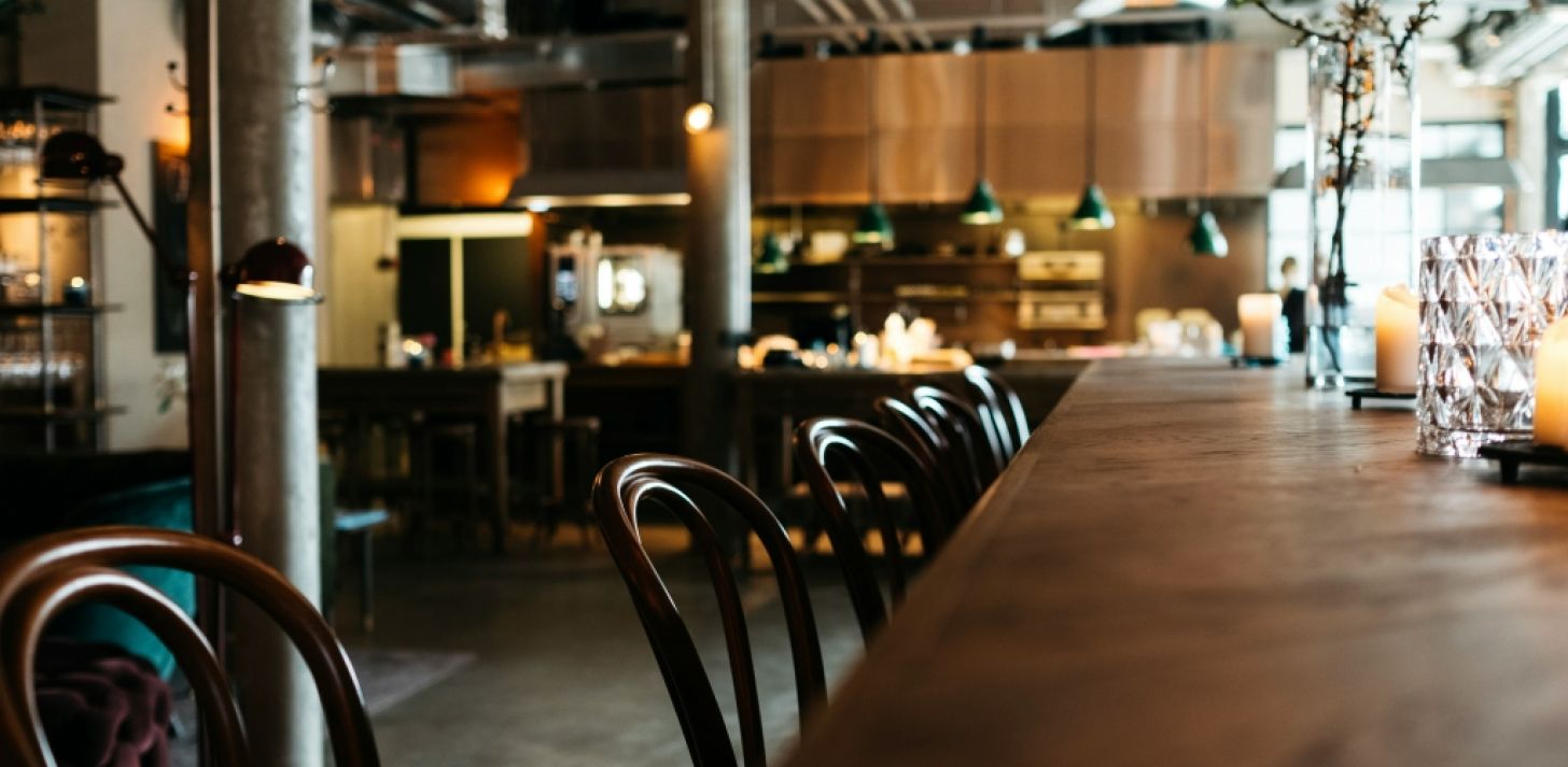 Laval -- Turnkey bistro with exceptional profitability - For Sale