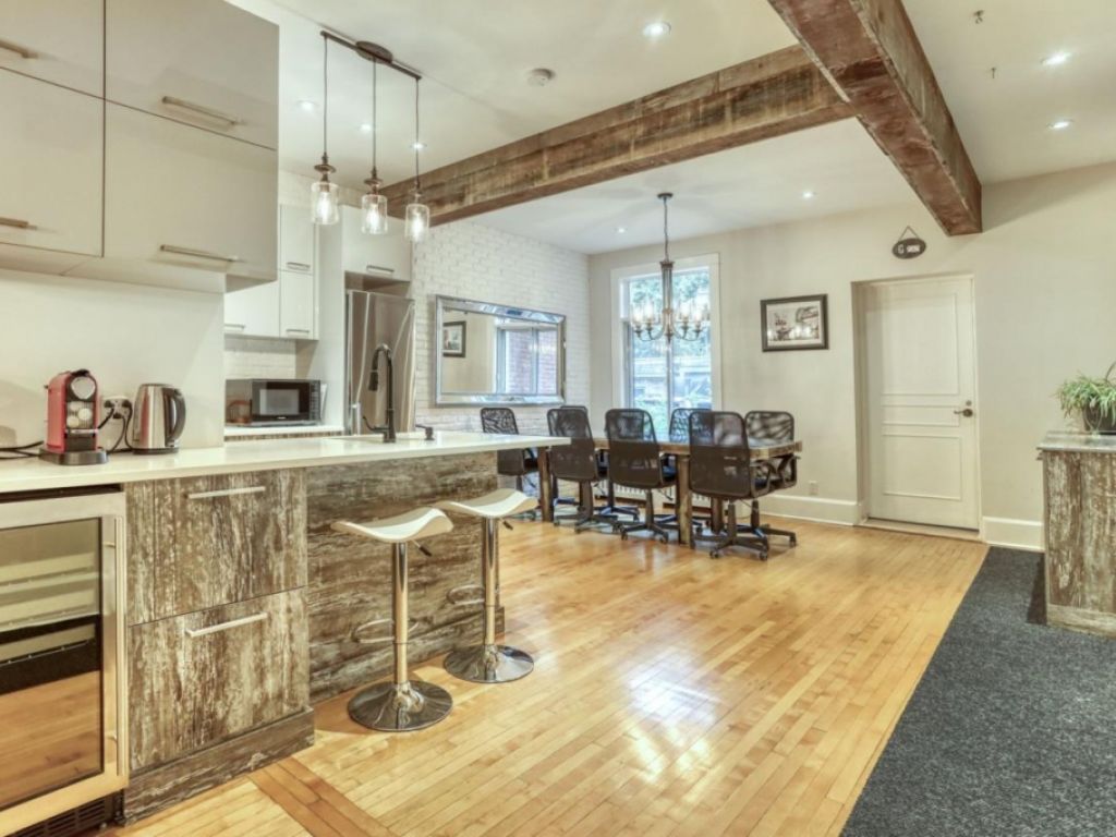 Very large semi-commercial 5plex for sale in Montreal