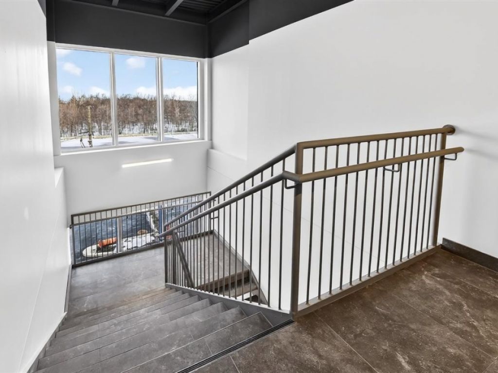 B�tisse industrielle � vendre
