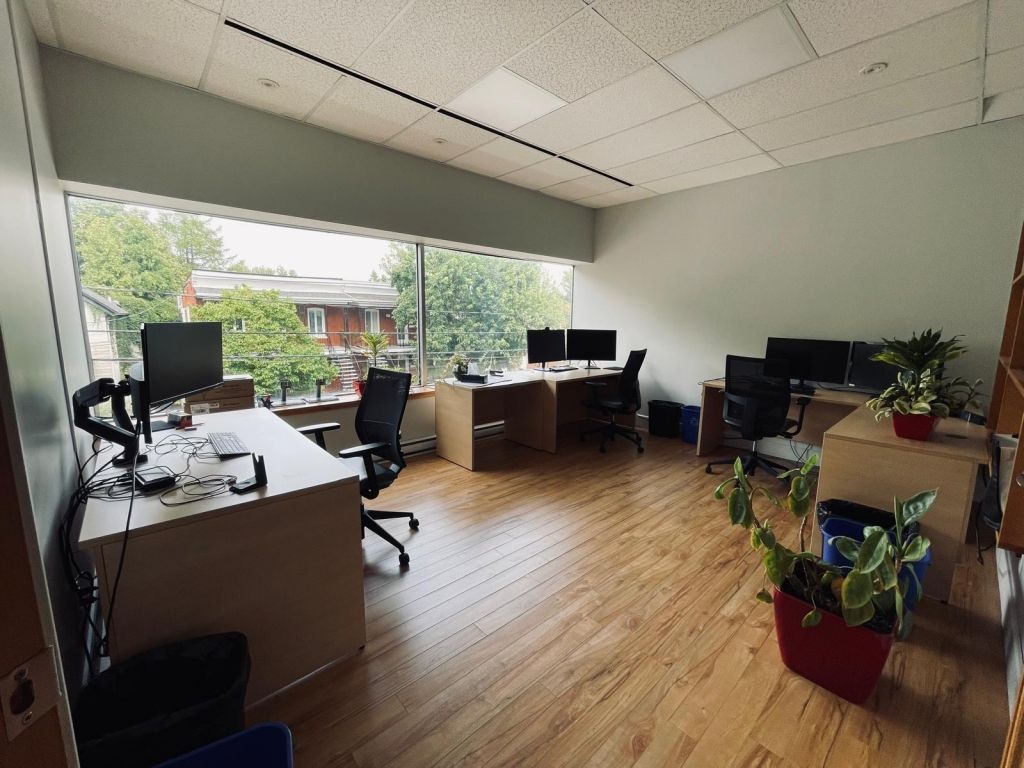 Office for rent 1040 sqf - Old Longueuil South Shore - 365 St-Jean street