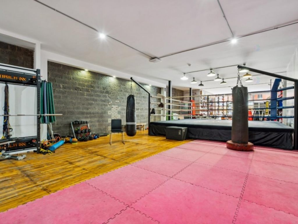 Commercial condo 3,500 sq. ft. on 2 floors in Villeray