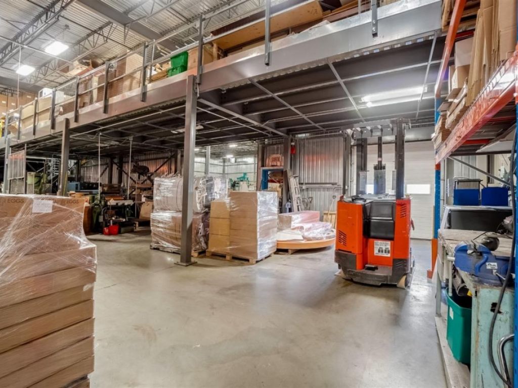 B�tisse industrielle � vendre