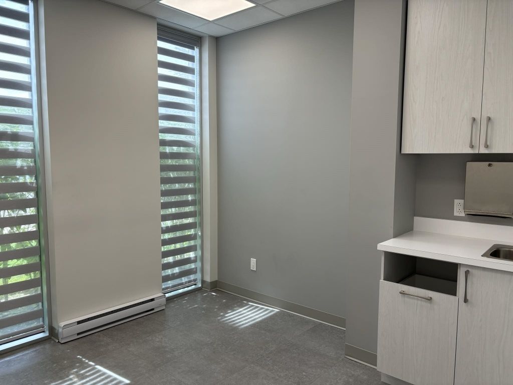  Commercial condo for rent - 3333 100eme avenue, Laval
