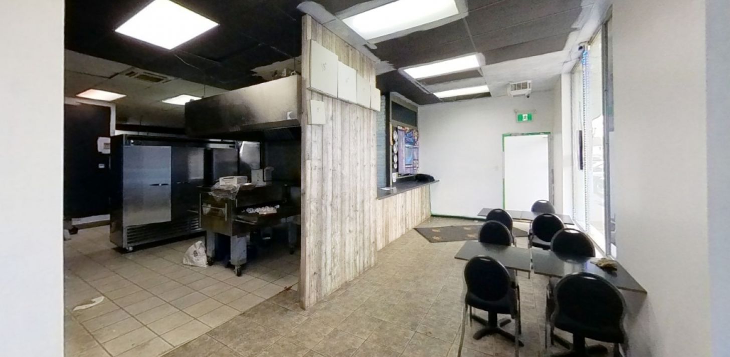 OPPORTUNITÉ LOCAL COMMERCIAL BEAUPORT - For Rent